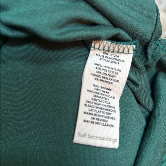 SOFT SURROUNDINGS Green Floral Print Velvet Turtleneck Long Sleeve Top SZ L NWT - Picture 9 of 11